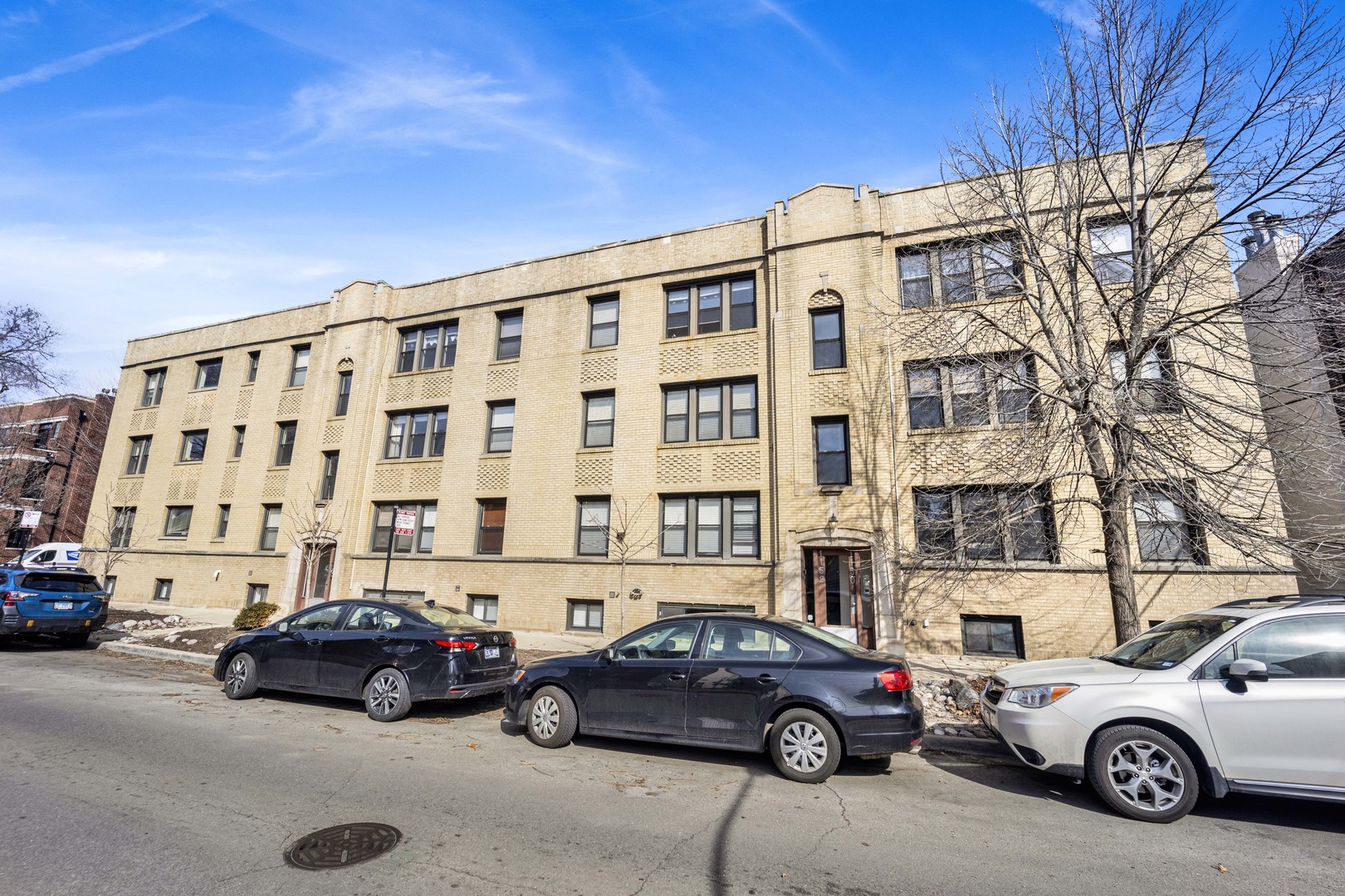 1152 W Cornelia Avenue 1, Chicago